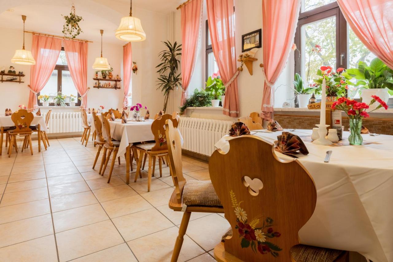 Hotel Carola Olbernhau Extérieur photo